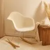Sedia a dondolo Bouclé con braccioli – Design scandinavo con acciaio e legno - Nordika image 7