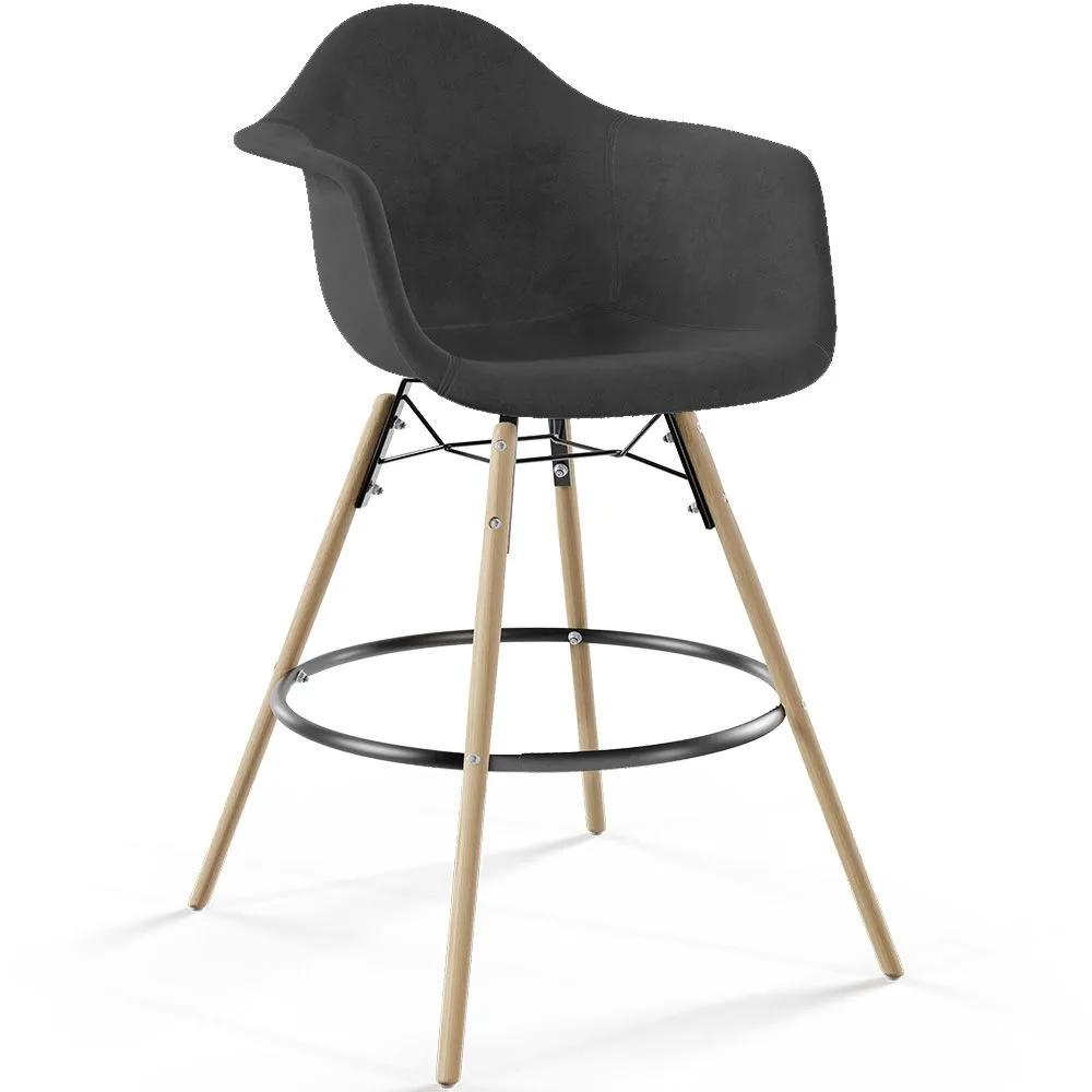 Sgabello da Bar in Velluto - Design Scandinavo e Gambe in Legno - Nordika image 8